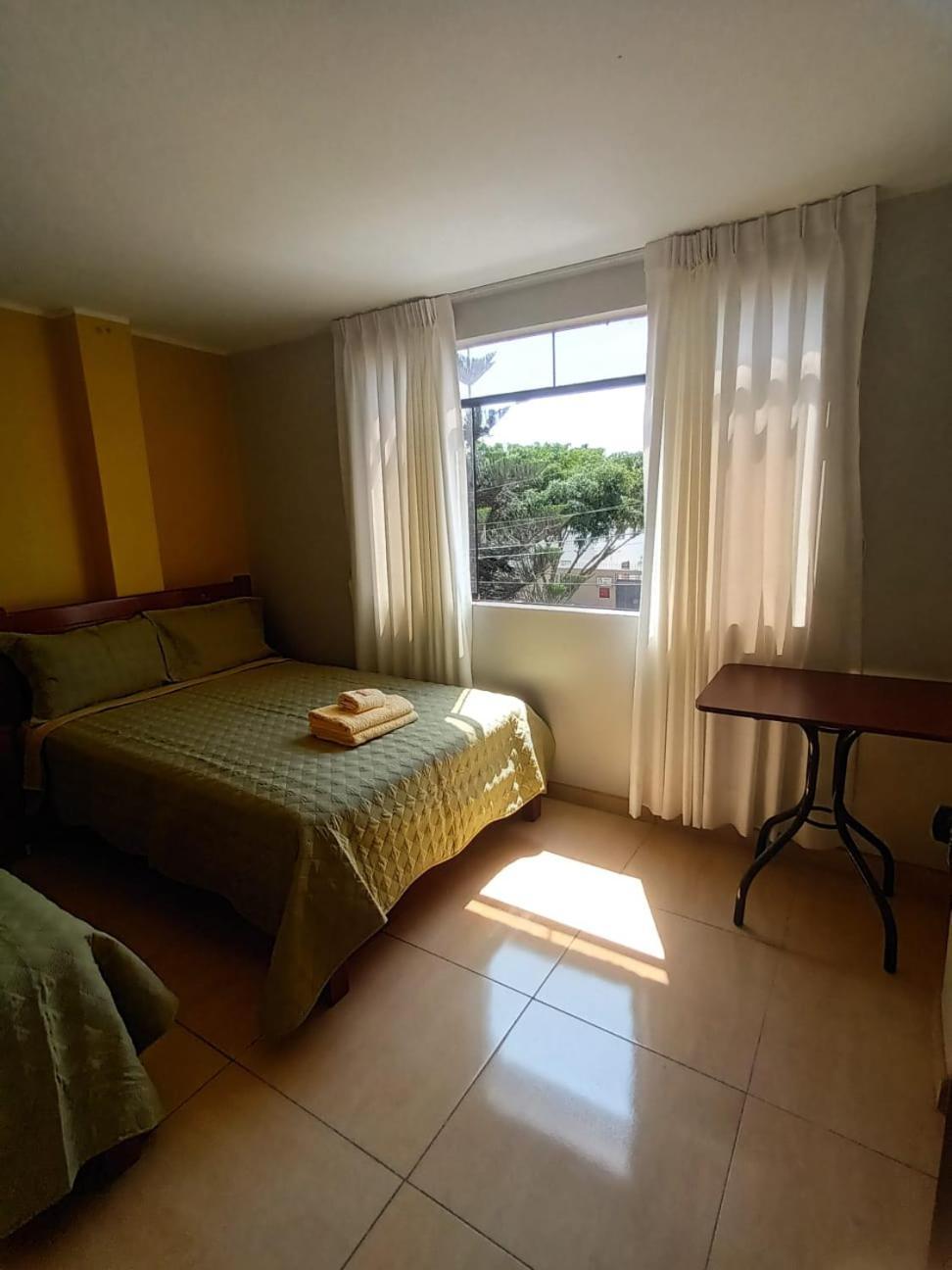 דירות לימה Right Across From The Airport - Free Shuttle - A Y J Familia מראה חיצוני תמונה