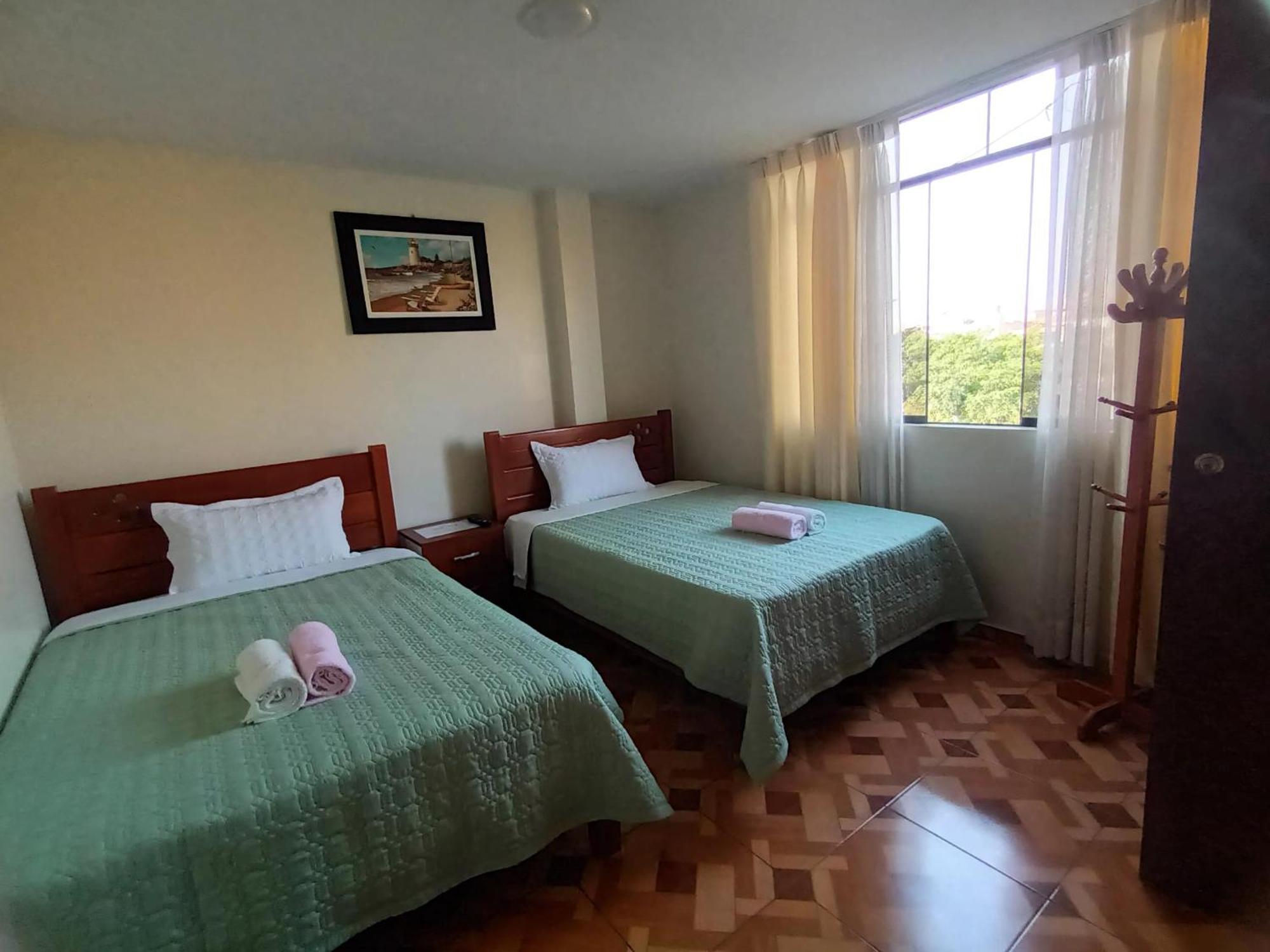 דירות לימה Right Across From The Airport - Free Shuttle - A Y J Familia חדר תמונה