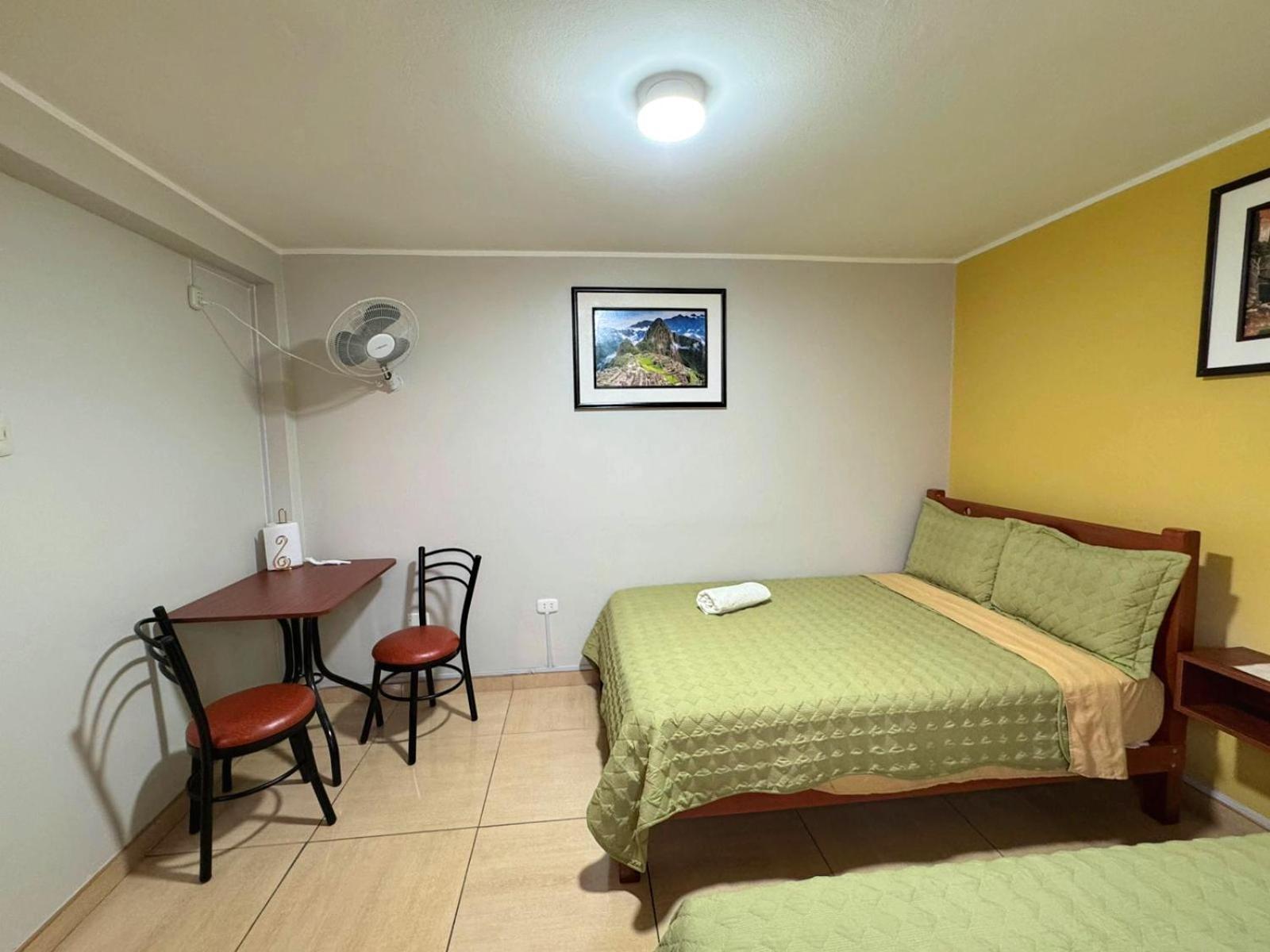 דירות לימה Right Across From The Airport - Free Shuttle - A Y J Familia מראה חיצוני תמונה
